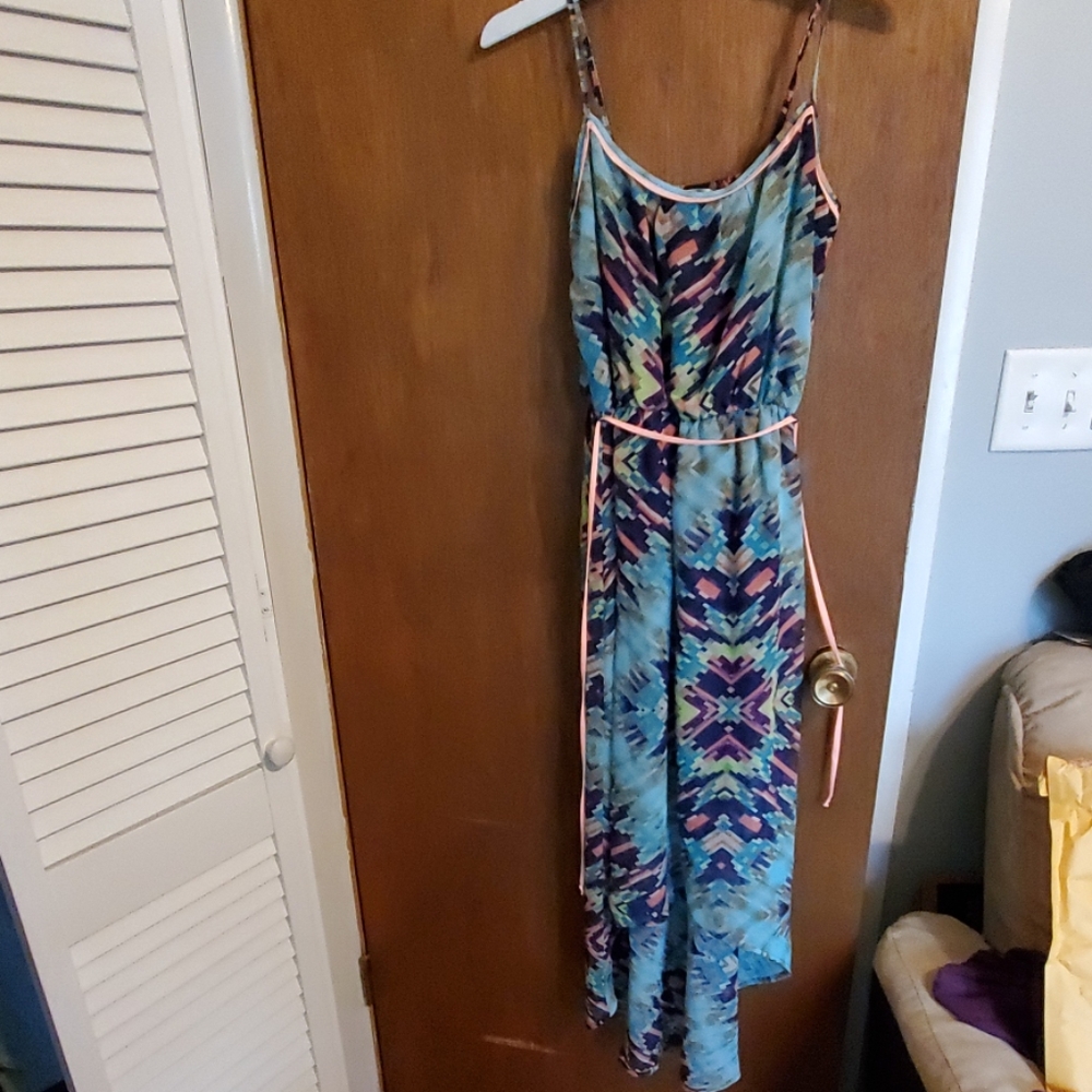 Dress - Picture 5 of 5